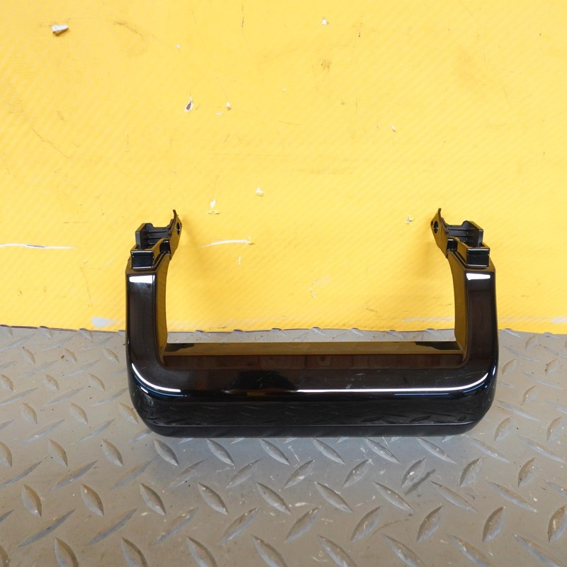 2020-2021 RANGE ROVER EVOQUE REAR CONSOLE BACK BEZEL MOLDING TRIM COVER OEM