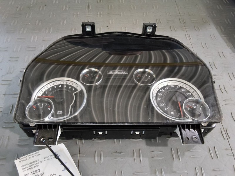 2018-2020 Dodge Ram 1500 Speedometer Instrument Cluster 5.7L 120 MPH 7in Screen