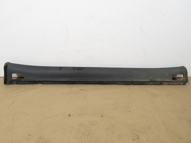 11-18 Porsche Cayenne 2017 Right Passenger Rocker Skirt Panel Molding Cover ;:Y