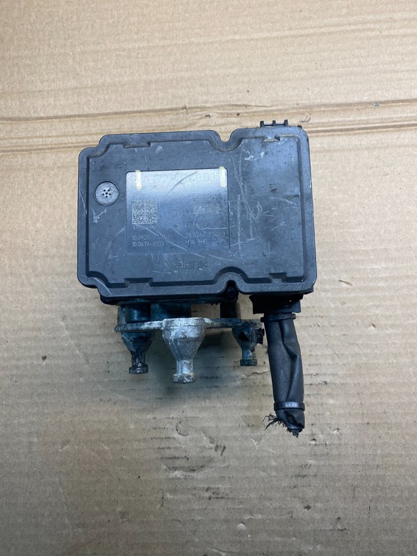 2012 to 2015 Mercedes W204 c250 ABS Anti Lock Brake Pump Module aa3251 DG