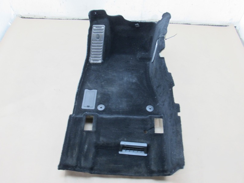 Maserati Levante 2017 Front Left Driver Floor Carpet Liner Mat 16-24 *