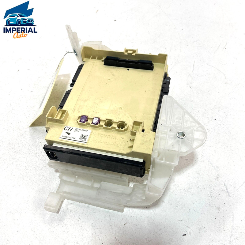 TOYOTA CAMRY 19-20 2.5L MULTIPLEX FUSE RELAY JUNCTION BLOCK MODULE & HOLDER OEM