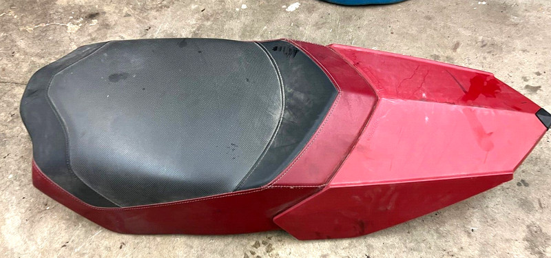 Ski-doo MXZ GSX 600 SDI Seat 510005407