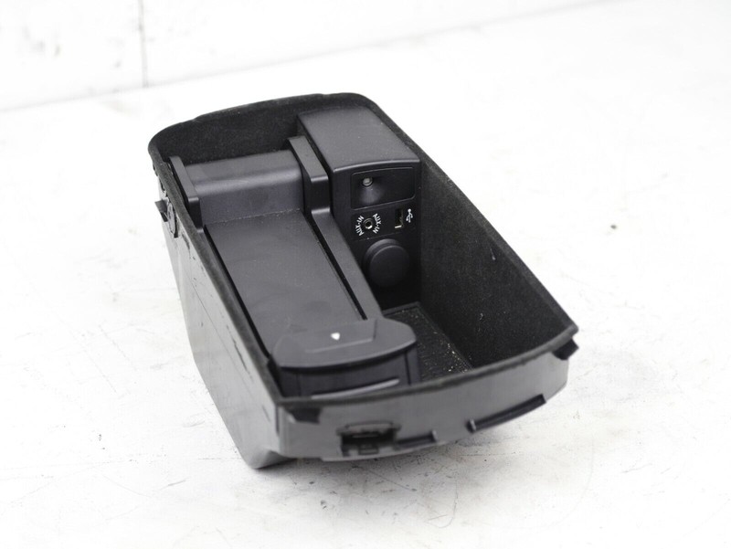 09-15 BMW F02 F01 OEM 750i 740Li CONSOLE PHONEHOLDER STORAGE TRAY BOX OEM