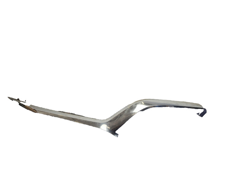 Used Oem Mazda Left Driver Grille Extension Molding for 2021 MAZDA CX-30 2.5 AWD