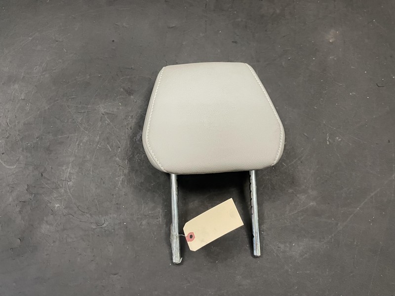 Front Right Seat Headrest 2018 Acura MDX 81140-TZ5-A21 2014- 2016 2017 2019 2020