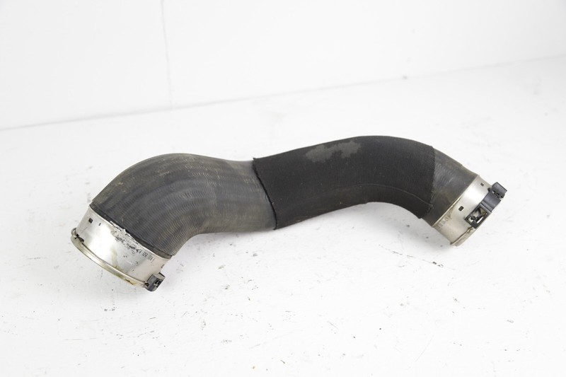 2016-2022 BMW X1 228i F44 F48 2.0L Intercooler Air Intake Pipe Tube Hose 7637197