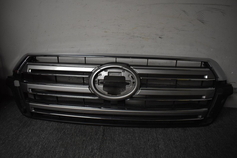 2016-2020 TOYOTA LAND CRUISER GRILLE FACTORY OEM