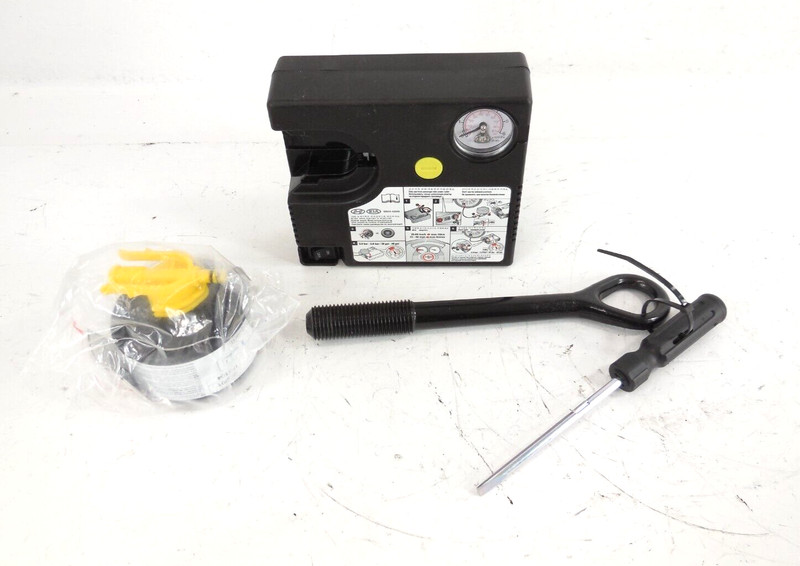 2010 10 Honda Insight Emergency Spare Tire Compressor Kit OEM