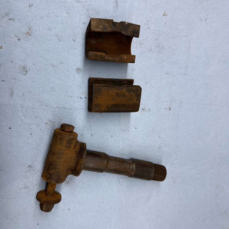 1981 Kawasaki Invader Vintage Snowmobile Ski Spindle And Rubber Boots