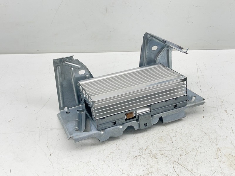 10-16 BMW 528i Audio Equipment Radio Amplifier Hifi Audio System OEM