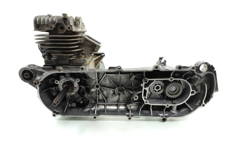 GOOD 1990-1991 Yamaha SnoSport 125 ( SV125P) OEM Complete Engine w/ Oil Pump
