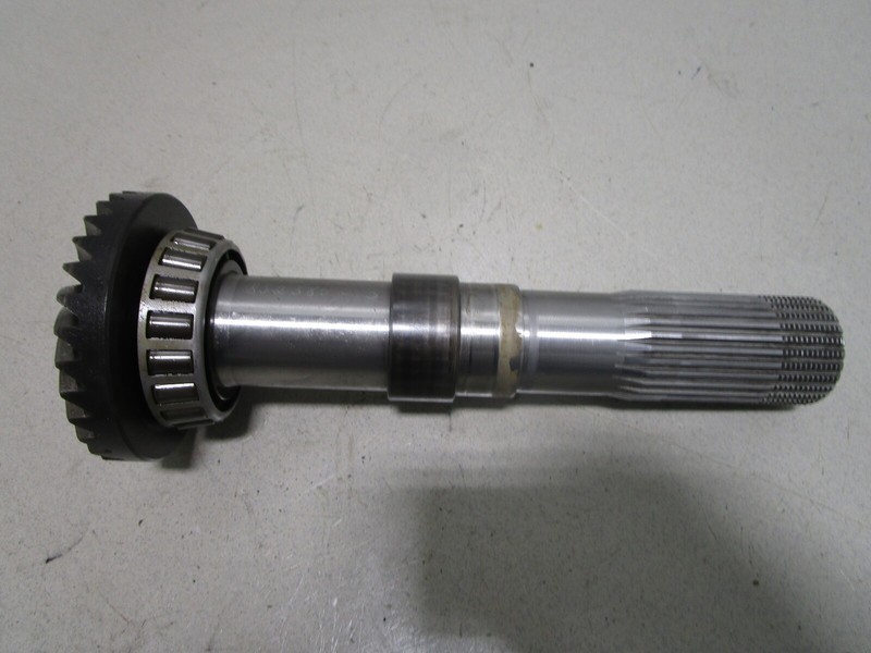 852380 Volvo Penta DP Outer Propeller Shaft & Gear
