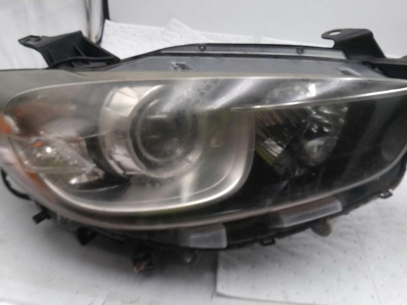 Used Left Headlight Assembly fits: 2015 Mazda CX-5 halogen headlamps Left Grade