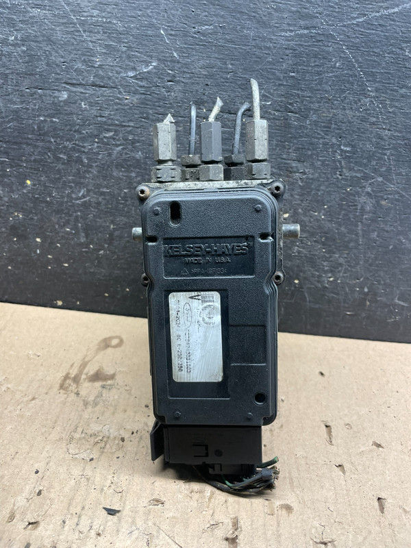 2003 2007 Ford E250 E350 Anti-Lock ABS Antilock Brake Pump U1752 DG