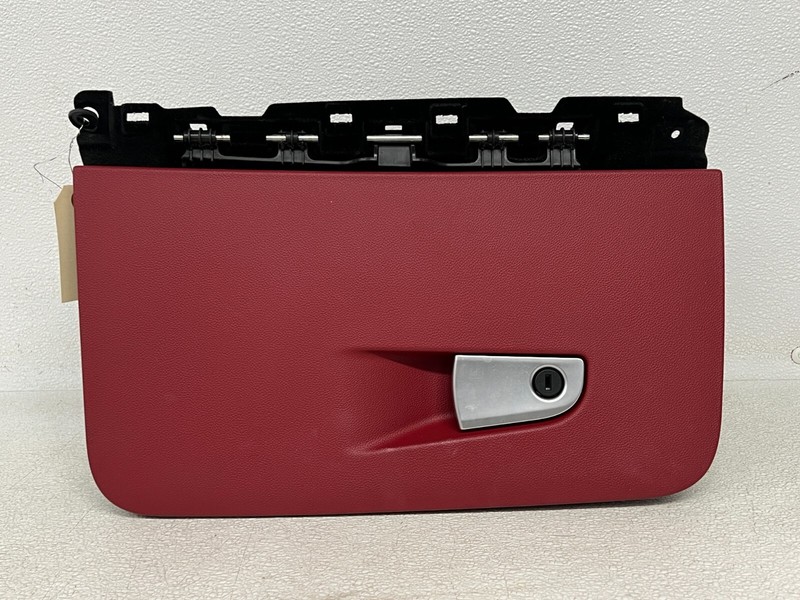 ⭐2018-2025 ALFA ROMEO STELVIO DASHBOARD GLOVEBOX STORAGE BOX RED LOT2587