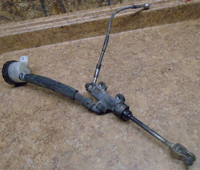 1995 Kawasaki ZX1100 ZX 1100 E GPZ1100 Rear Back Brake Lever Master Cylinder 95