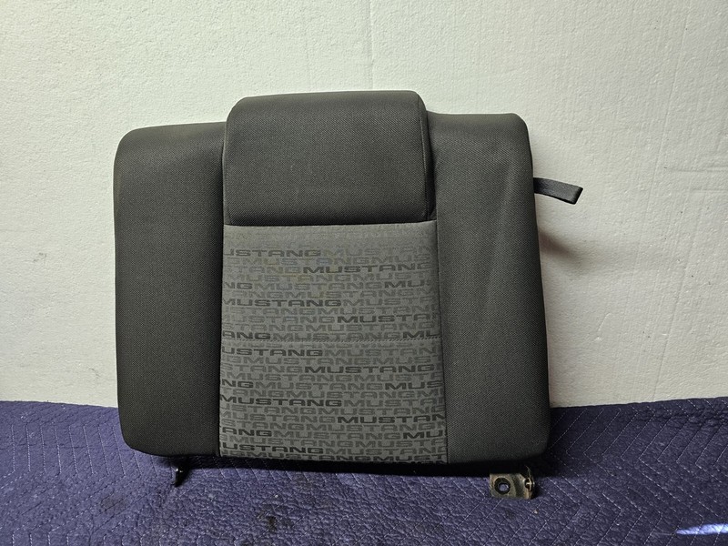 05 06 07 08 09 OEM Ford Mustang Rear Left Side Seat Rest Lean Back