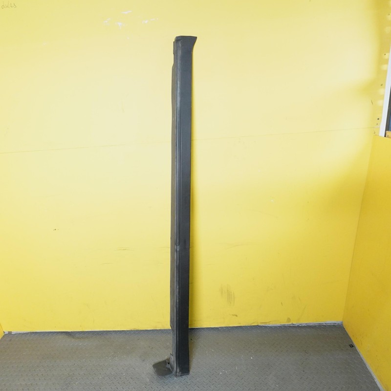 2023-2025 KIA SPORTAGE LEFT SIDE ROCKER MOLDING COVER OEM 87751P1000