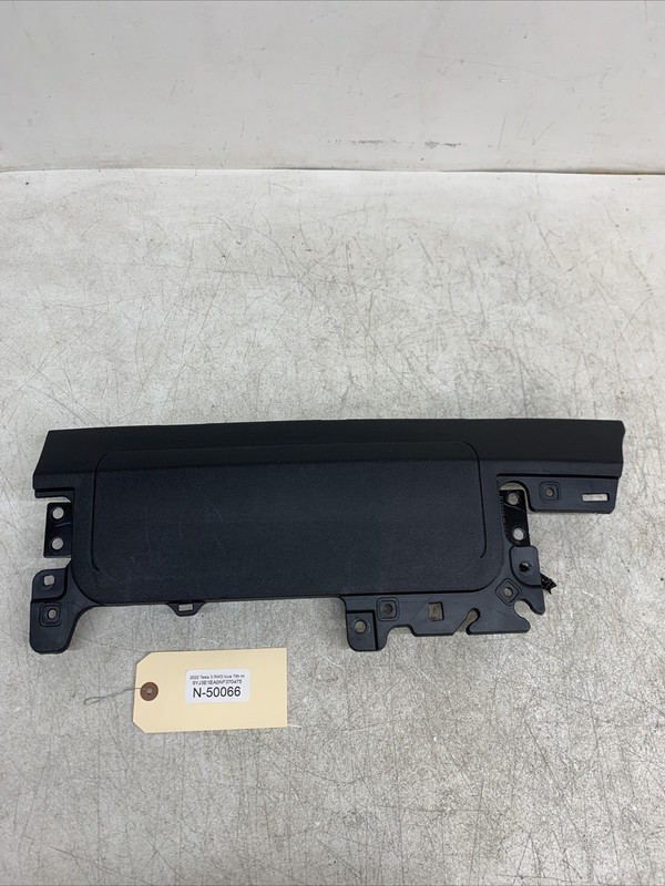 17-23 Tesla Model 3/Y Front right lower dash knee cover 1083350-00-E 50067 U15