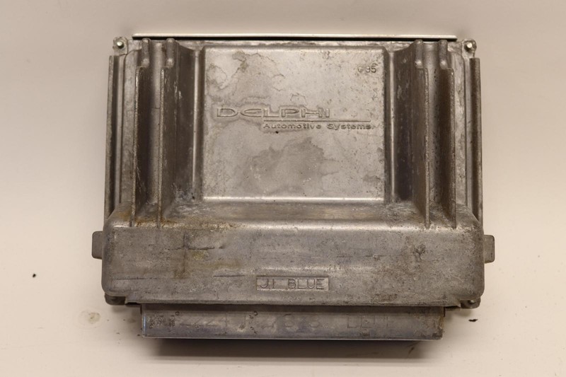 2004-2005 CADILLAC CTS V 5.7L SEDAN M/T ECM ENGINE COMPUTER CONTROL MODULE OEM