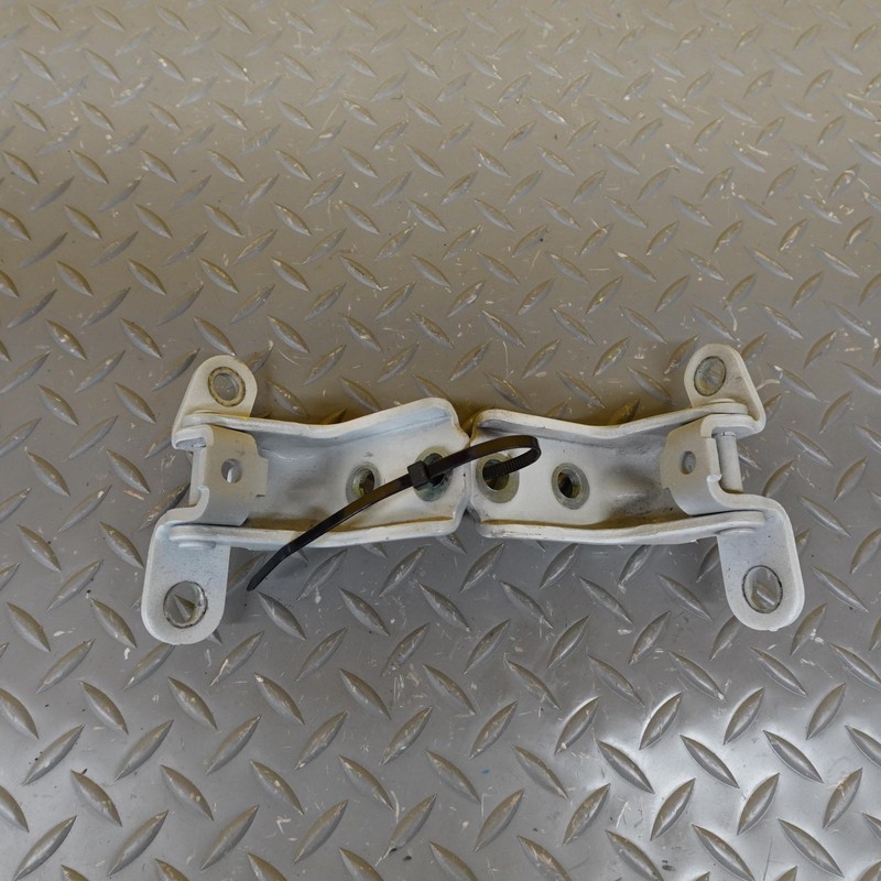 2022-2024 HYUNDAI IONIQ 5 FRONT RIGHT SIDE DOOR HINGE LOWER UPPER SET OEM