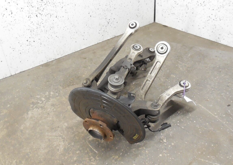 2017 17 Maserati Levante Rear Spindle Knuckle Hub Control Arm Driver Left OEM