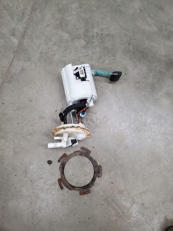 Fuel Pump Tank Thru 08/31/10 2.0L VIN B 8th Digit Fits 11 SONATA 301701