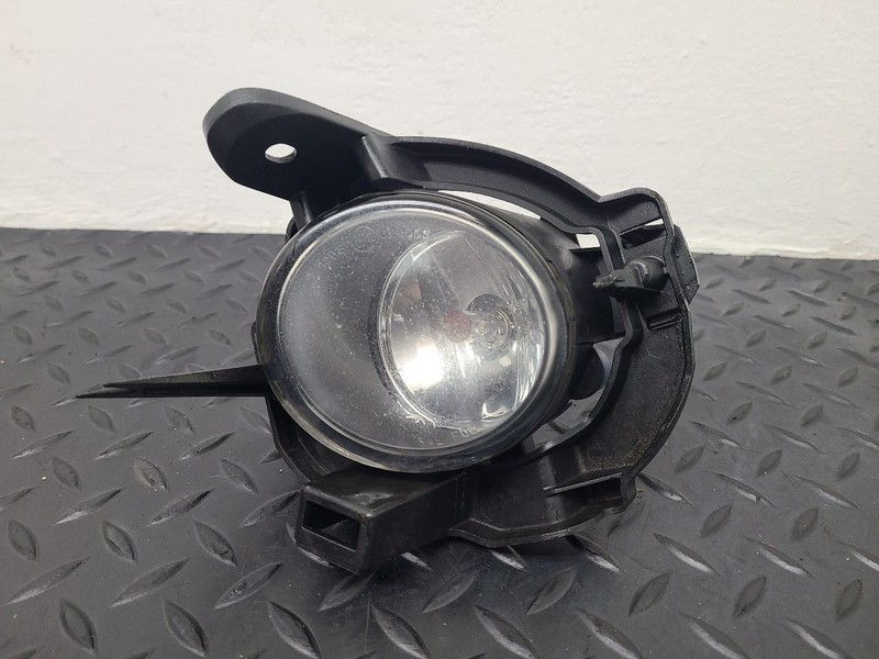 08-16 Nissan Rouge Left Driver Fog Driving Lamp Bumper Mounted OEM 26155-00Q00