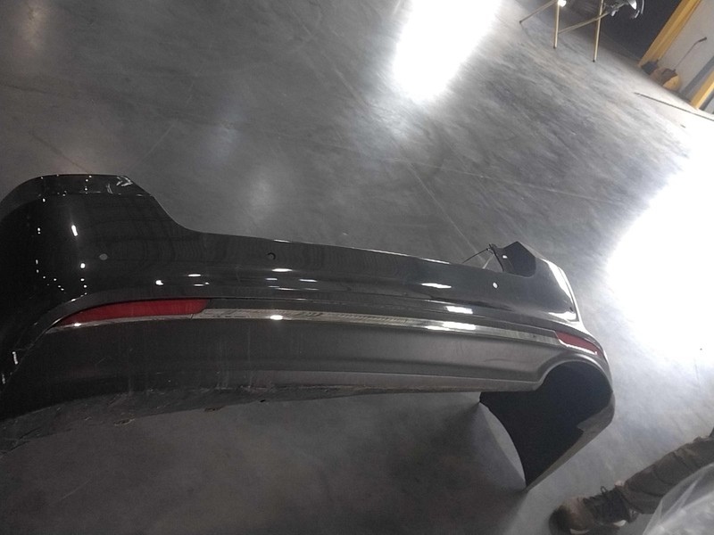 2018 KIA Optima Grey Rear Bumper Assembly OEM 86611D4010 Park Assist