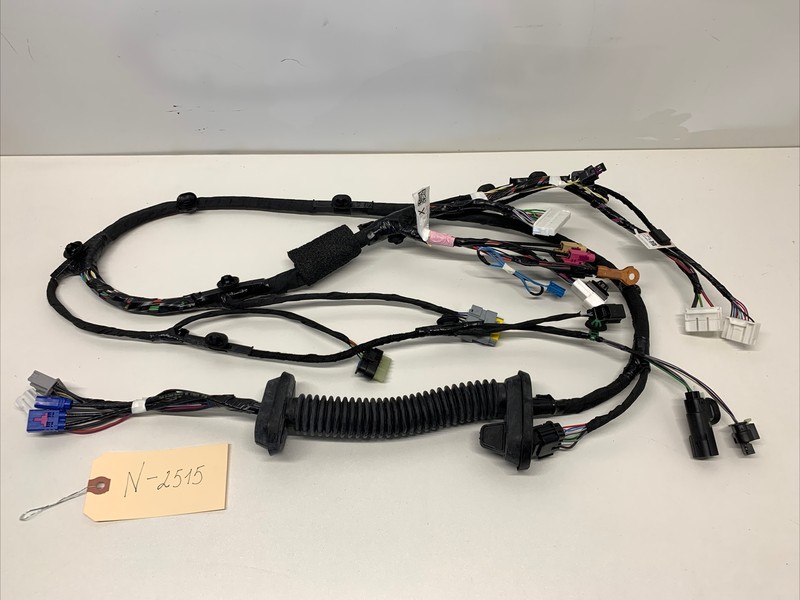 Tesla Model X 2017 RHD Front Left Door Harness P1032440-00-G 2515 B85