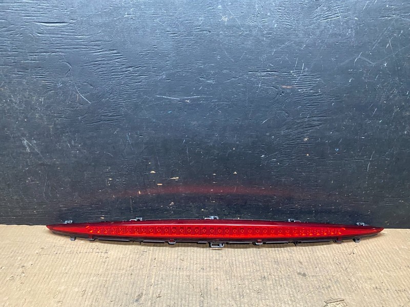 2004-2009 Cadillac Srx Third 3rd Rear Brake Lamp LED Center Tail Light N3061 DG