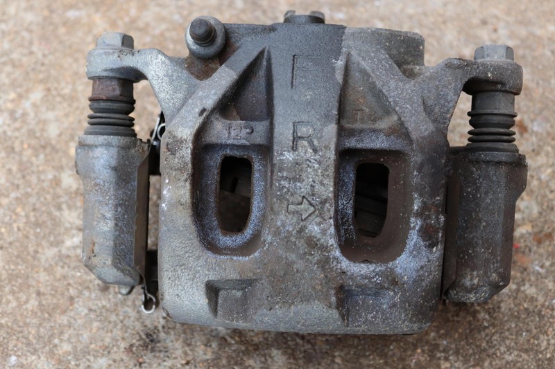2007-2014 INFINITI FX35 FX37 FX50 FRONT RIGHT PASSENGER SIDE BRAKE CALIPER OEM