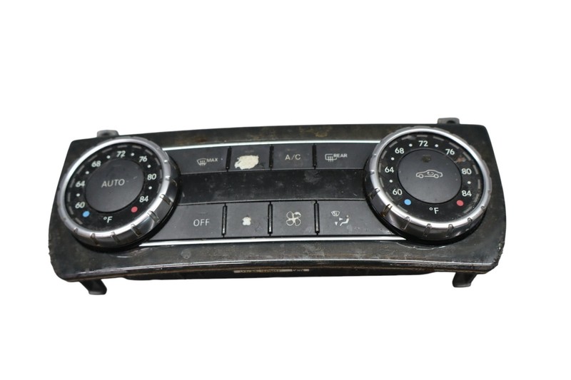 12-18 Mercedes W218 CLS550 C250 AC A/C Heater Climate Control 2049004003 Oem