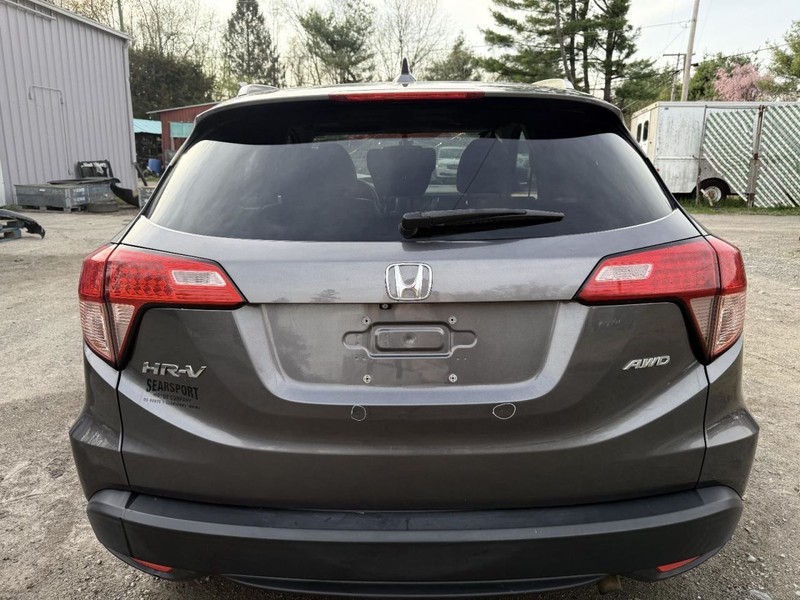 2016-2018 Honda HR-V Tail Gate Right Passenger Side Taillight No Good Gray