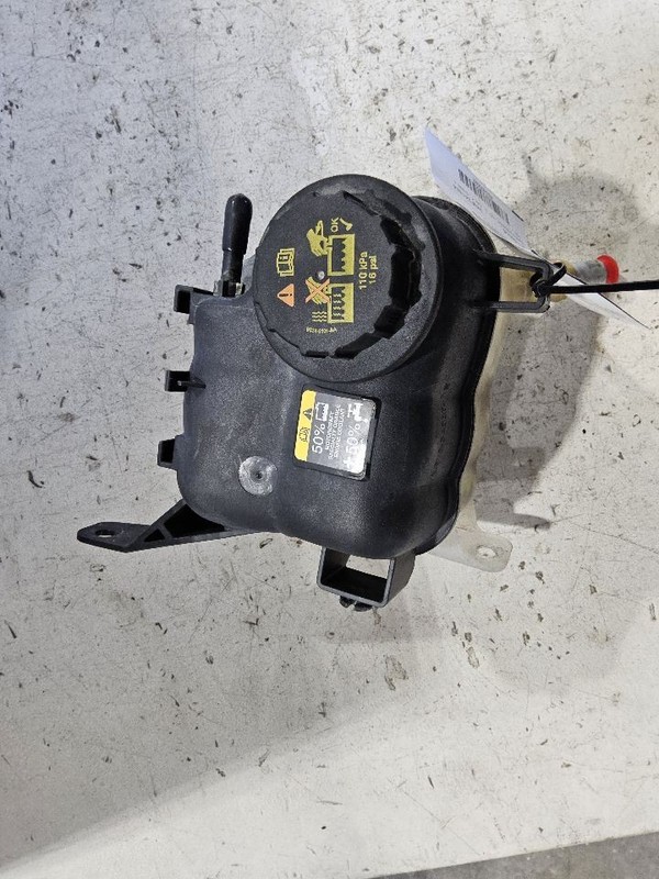 Coolant Reservoir Fits 11-19 EXPLORER 3400092
