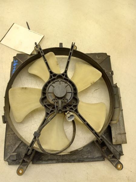 93-97 TOYOTA COROLLA DX 1.8L FWD AT RADIATOR FAN ASSEMBLY