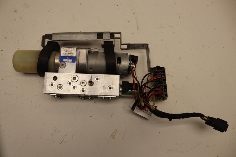 2009-2011 MERCEDES SLK300 R171 CONVERTIBLE TOP ROOF HYDRAULIC PUMP MOTOR OEM