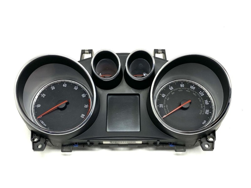 Speedometer Instrument Cluster MPH 95375161 Fits 2014 Buick Encore 84221
