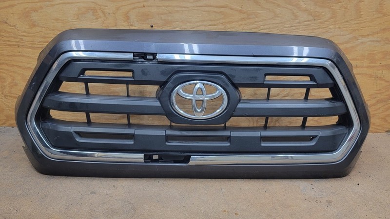 2016-2019 Toyota Tacoma Front Upper Grille With Emblem OEM 53101-04010 "DAMAGED"