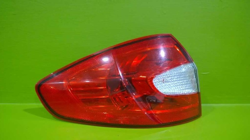 11 12 13 FIESTA DRIVER LEFT QUARTER MOUNT TAILLIGHT LAMP OEM 3451-17