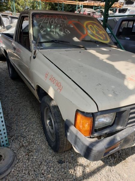 84 85 86 87 88 TOYOTA PICKUP PASSENGER RIGHT FENDER WHITE