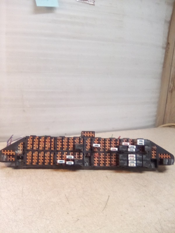 2014 Freightliner Prostar Fuse Relay Block