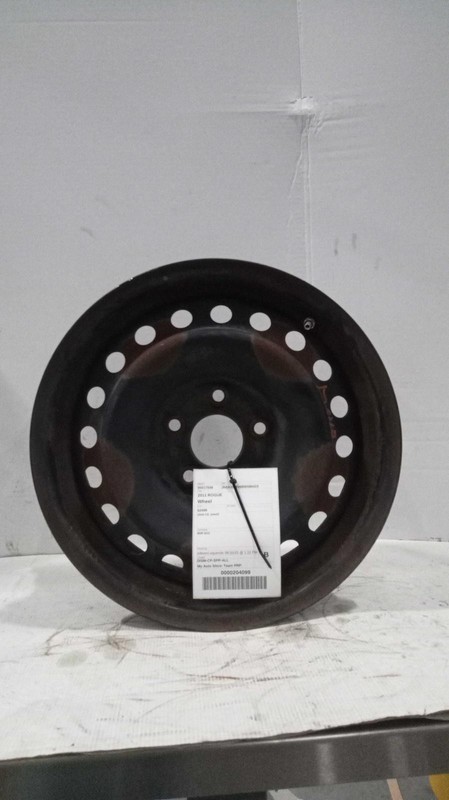 Used Wheel fits: 2011 Nissan Rogue 16x6-1/2 steel Grade B