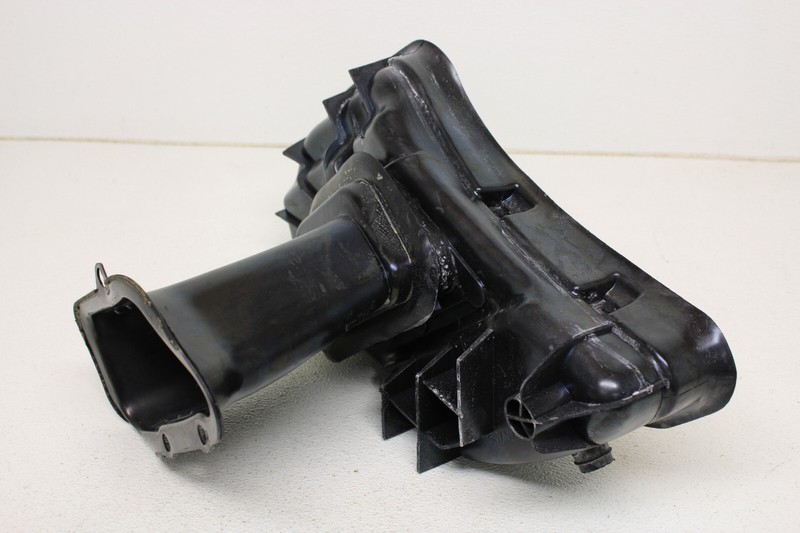 Porsche Boxster Left Engine Air Cleaner Intake Duct Shroud Genuine Oem 2005-2012