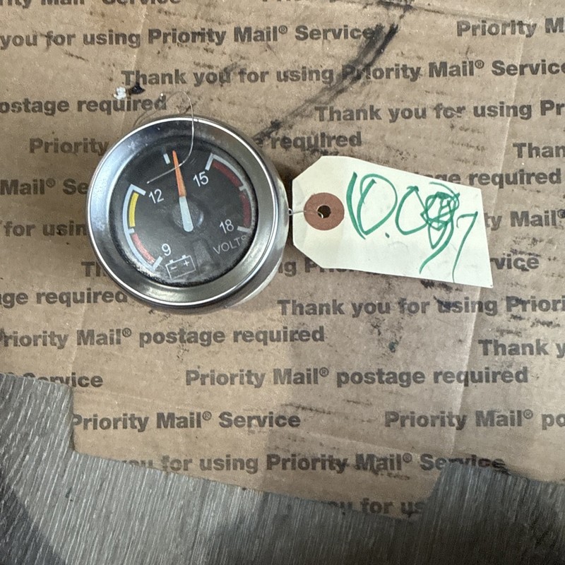 PETERBILT Voltage Gauge - P/N: Q43-6013-013E