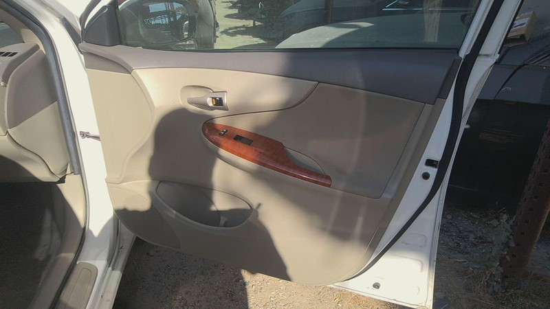 Front Door Trim Panel TOYOTA COROLLA Right 10 09 11 12 13