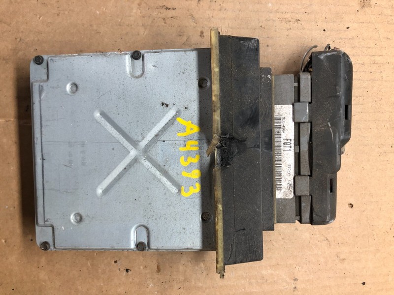 2000 Ford E-Series Engine Control Module Computer ECU ECM A4393 DG1