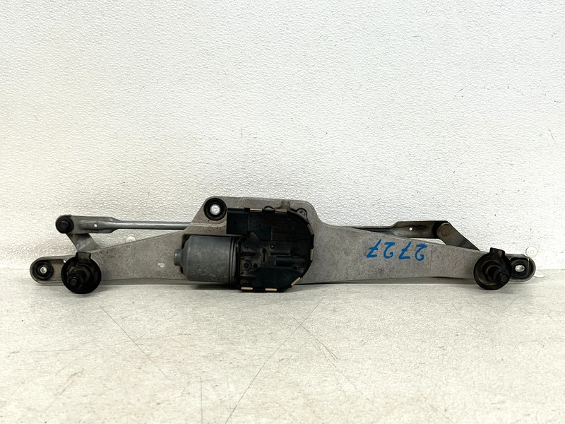 ⭐2015-2017 KIA K900 FRONT TRANS WINDSHIELD WIPER LINKAGE W/ MOTOR OEM LOT2727
