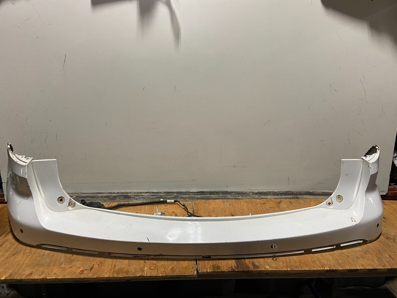 2016 to 2017 Ford Explorer Rear Upper Bumper Cover Q0668 PS
